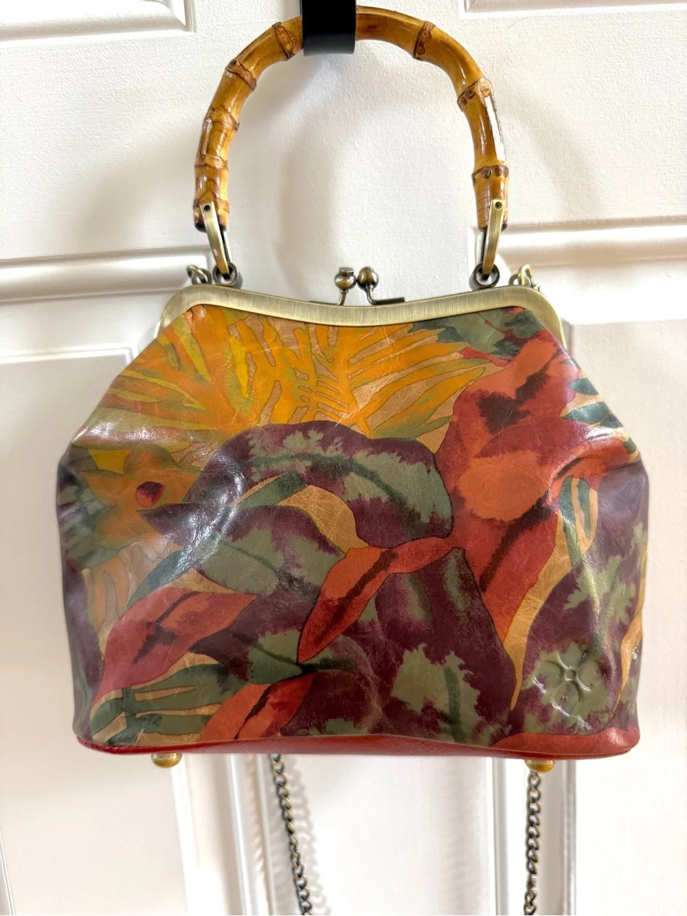 Patricia Nash Multicolor Tropical Leaf-Print Bamboo Handle Clutch